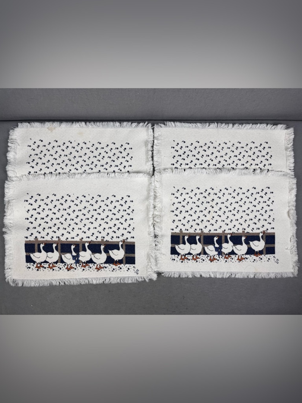 Vtg 4 Country Goose Fabric Woven Placemats Set Cottage Retro 16x12